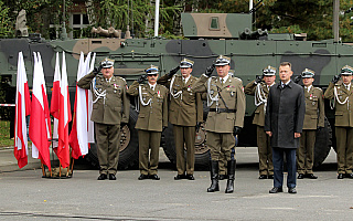Szef MON odwiedził żołnierzy 16. Dywizji Zmechanizowanej. „Szczególnie dziękuję za służbę na granicy polsko-białoruskiej”
